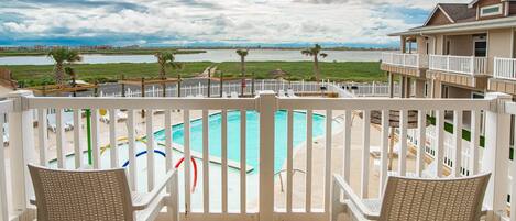 公寓客房, 多張床, 廚房, 海灘景觀 | 陽台