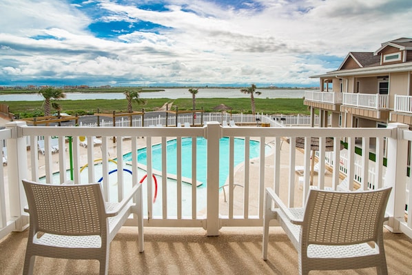 Condo, Multiple Beds, Kitchen, Beach View | Balcony - Absolute Beach (Corpus Christi)