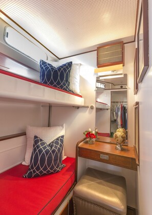 2 bedrooms, iron/ironing board