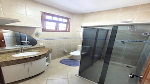 Basic Suite | Bathroom | Shower - Hotel Residencial Manaus (Manaus)