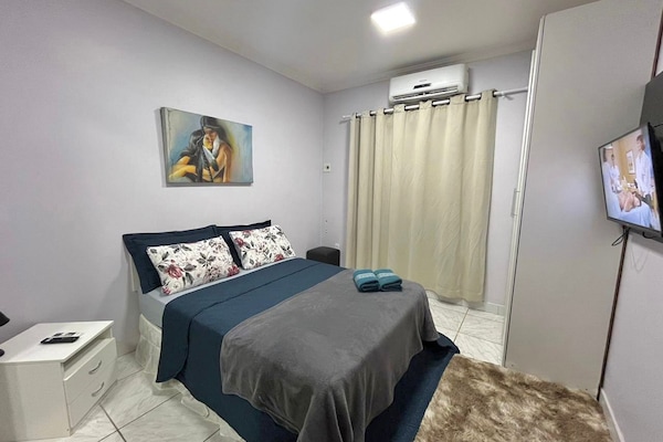 Double Room | Laptop workspace, blackout drapes, free WiFi, bed sheets