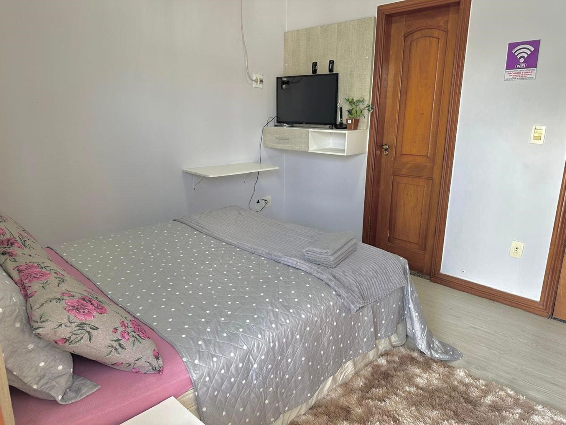 基本套房 | 筆電工作空間、遮光布/窗簾、免費無線上網、床單