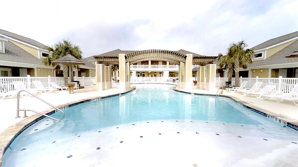 Outdoor pool - Jeffery's Bay-14917 (Corpus Christi)