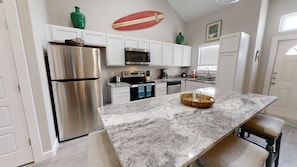 Apartment, 1 King Bed with Sofa bed, Kitchen, Beach View | Private kitchen | Fridge, microwave, oven, stovetop