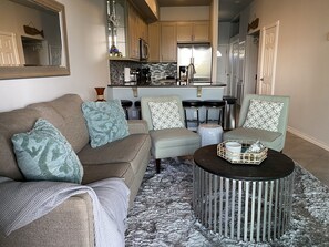 House, Multiple Beds, Balcony, Beach View | Living room | 40-inch TV with cable channels