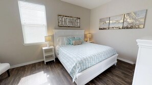 House, Multiple Beds, Balcony | 3 bedrooms, travel crib, free WiFi, bed sheets - Trestles-14925 (Corpus Christi)