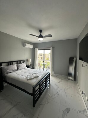 4 camere, ferro/asse da stiro, Wi-Fi