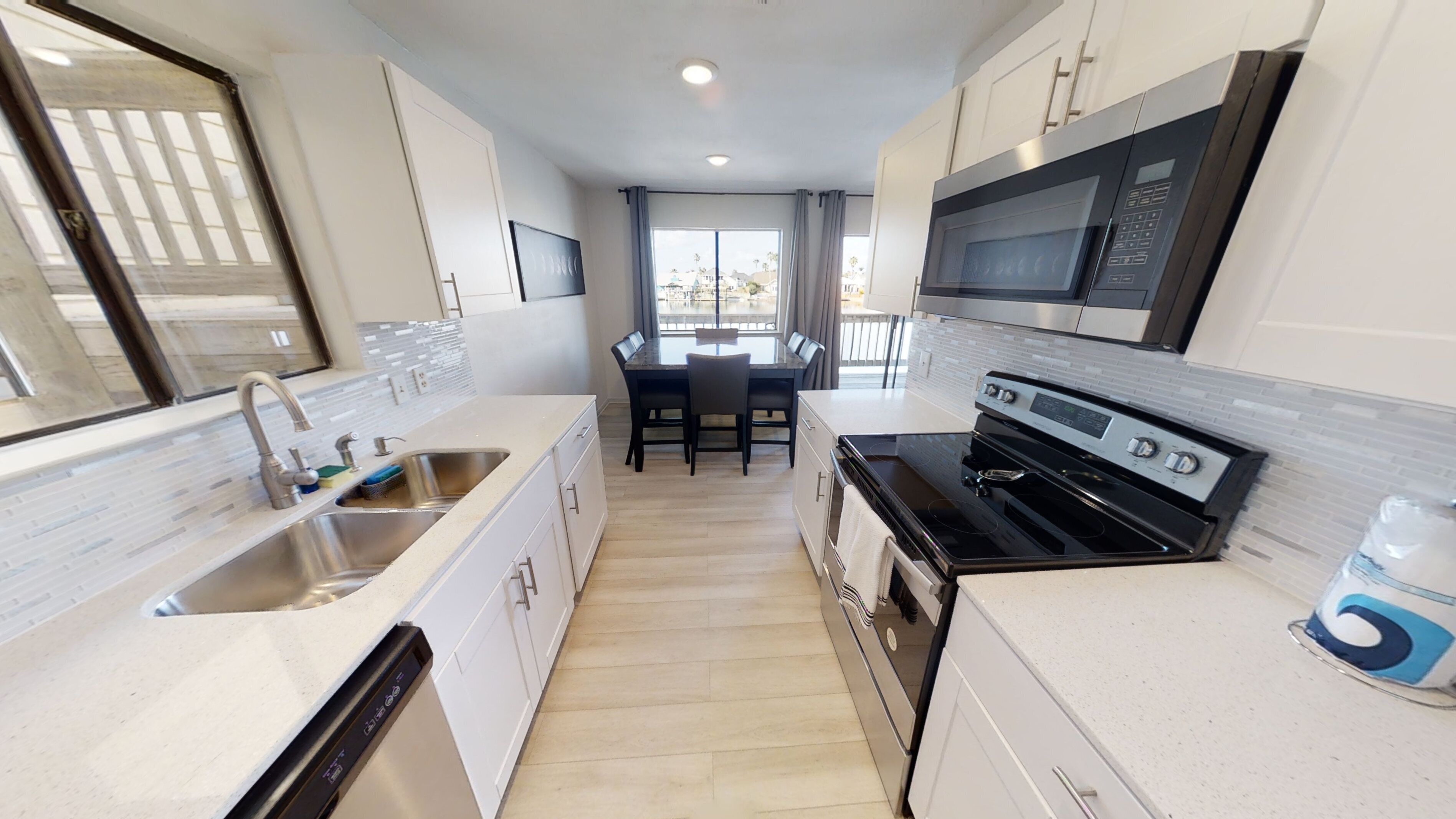 Condo, Multiple Beds, Balcony, Beach View | Private kitchen | Fridge, microwave, oven, stovetop