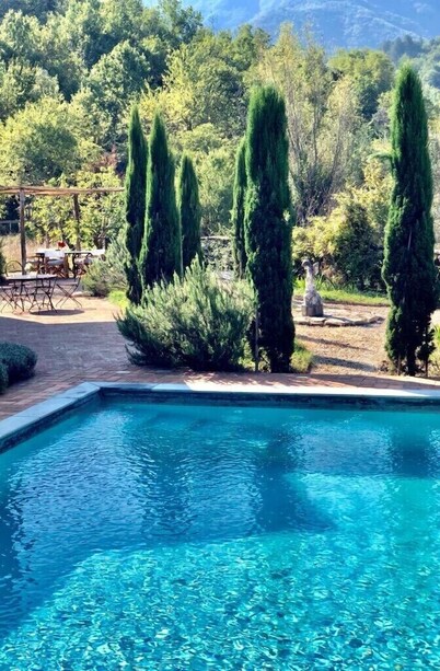 Luxury Tuscan Villa Hideaway in Codiponte, Italy