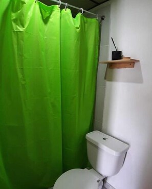 Bathroom - Hostal Triángulo del Café - Hostel (Manizales)