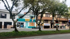 Front of property - Hostal Triángulo del Café - Hostel (Manizales)