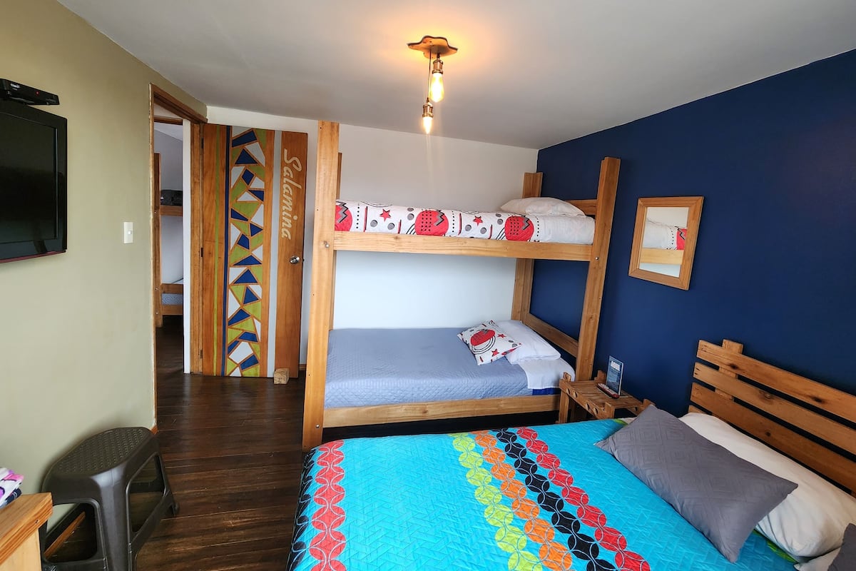 Standard Quadruple Room, Shared Bathroom | Desk, free WiFi, bed sheets