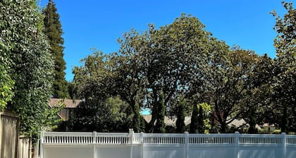 1.7 miles from Stanford University