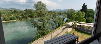Apartment Riva Čapljina - Two Bedroom Apartment with Balcony and River View