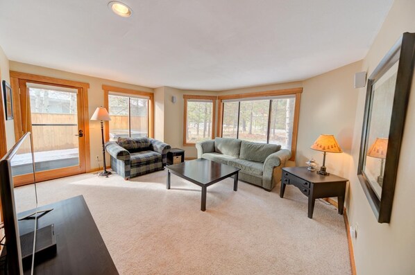 Living room - Hickory - Unit 22 (Bend)