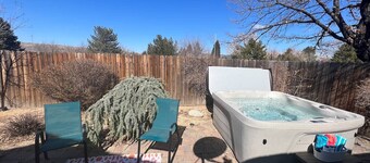 Comfy home,HOT TUB near UNR, Rafael Park,Downtown