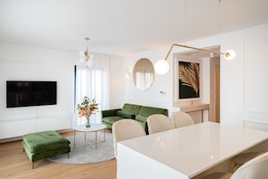 Design Apartment | Living area | 38-inch Smart TV with cable channels, TV - Adria Concept boutique apartments (Zadar)