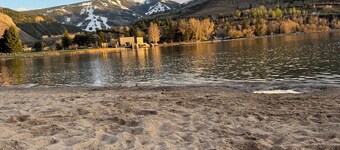 Beaver Creek 3 Bed, 2 Bath Condo, Steps From The Lake, Free Mountain Shuttle