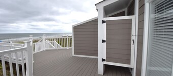 OCEANFRONT home with breathtaking views, East - Emerald Isle, NC!