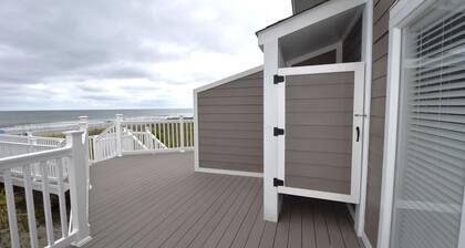 OCEANFRONT home with breathtaking views, East - Emerald Isle, NC!