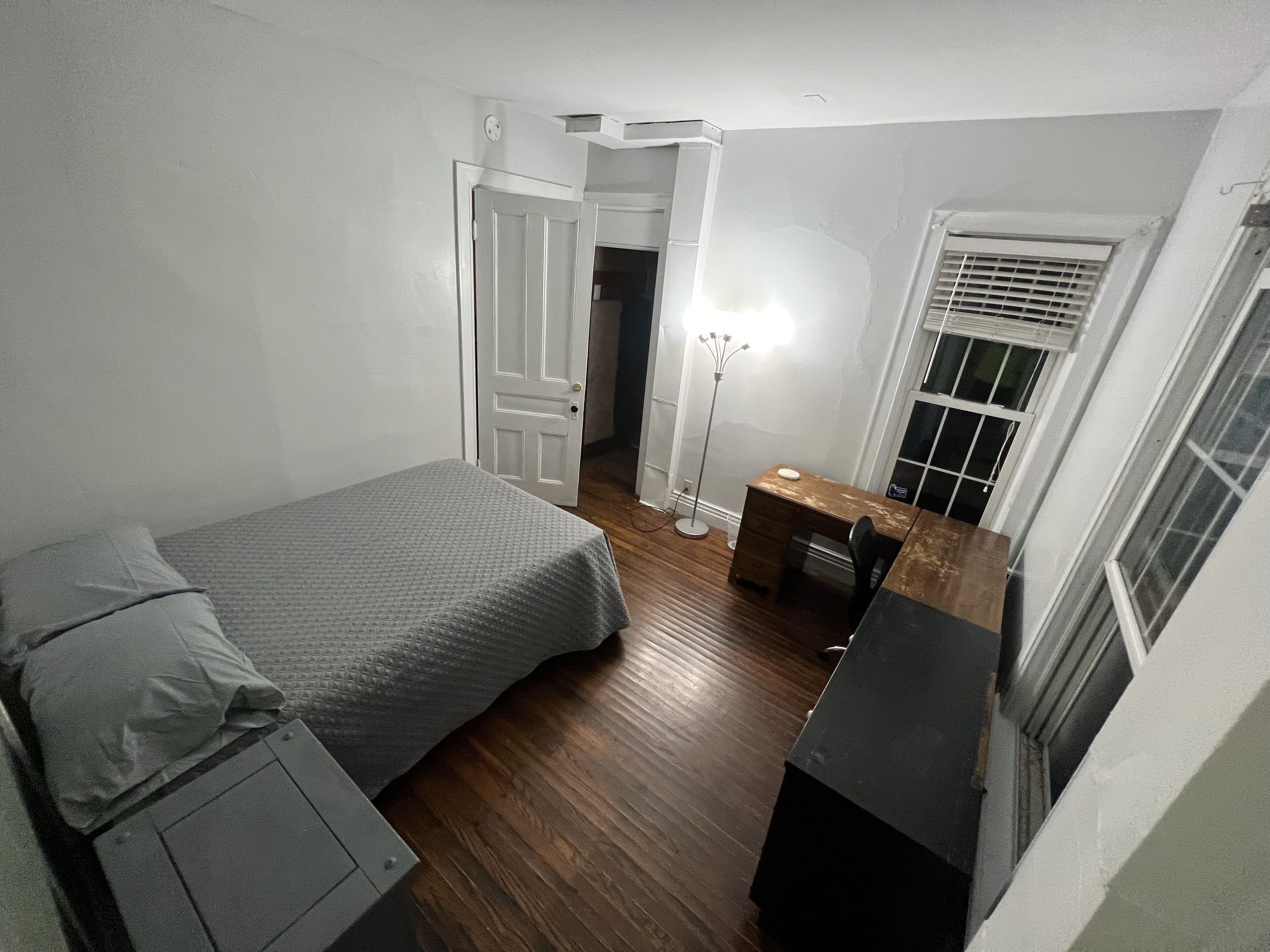 4 bedrooms, free WiFi, bed sheets