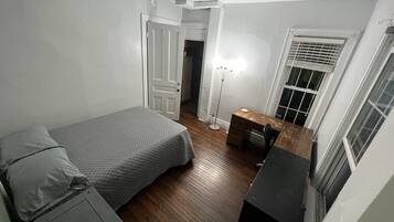 4 bedrooms, free WiFi, bed sheets