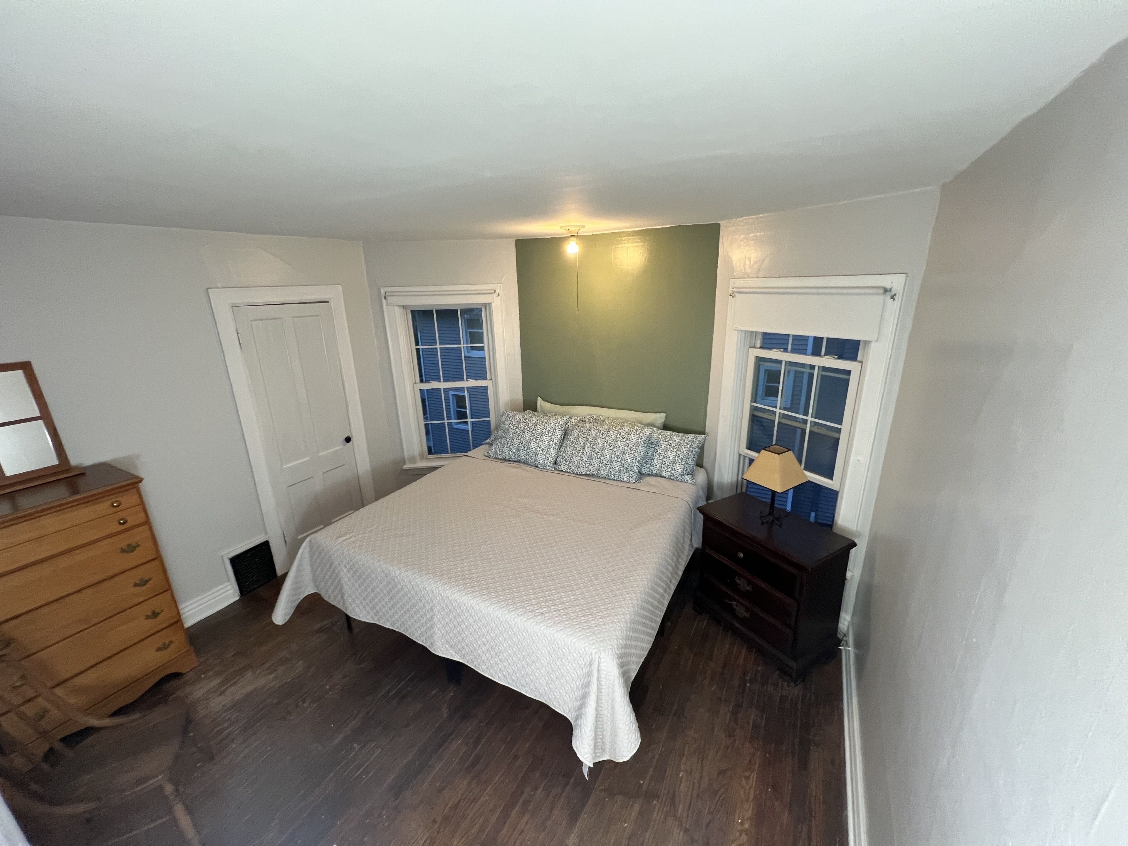 6 bedrooms, free WiFi, bed sheets