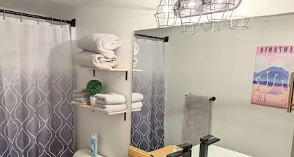Cozy Retreat Steps Away from Omaha's Heart