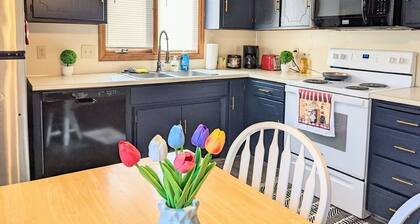 Cozy Retreat Steps Away from Omaha's Heart