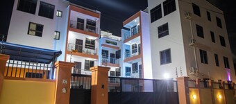 Washington Court Apartments