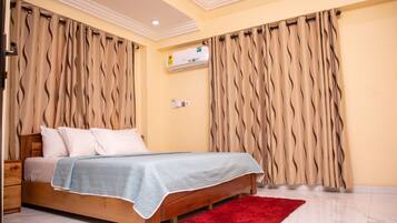 Con arredamento individuale, Wi-Fi gratuito, lenzuola