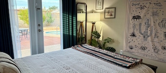 Whole house with private pool- a desert oasis in Northwest Tucson!