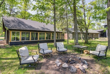 Pequot Lakes Vacation Rental | 2BR | 1BA | 1,150 Sq Ft | Step-Free Access