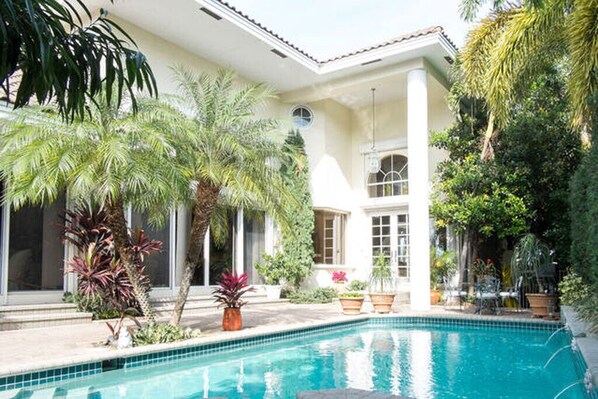 Außenpool, beheizter Pool