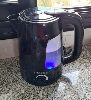 Kaffee und/oder Kaffeemaschine