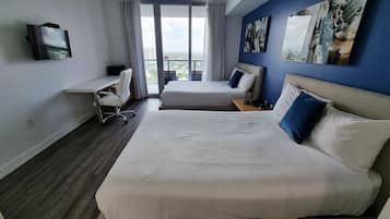 Executive Two Bedrooms Apartment | 1 bedroom, laptop workspace, iron/ironing board, free WiFi