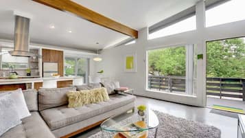 Televisie en een kantoor