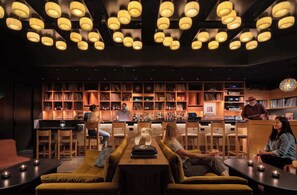 Bar (in der Unterkunft)