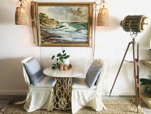 Dining - The Grey Lady - A Serene Oceanview Coastal Getaway (Lincoln City)