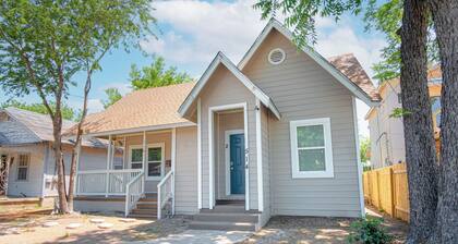 Fabulous Newly Renovated 2br/1ba Near Downtown