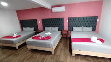 Comfort Triple Room, 1 Bedroom | Free WiFi, bed sheets