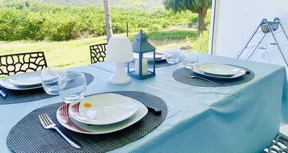 Waterfront apartment, Mont-Vernon 1