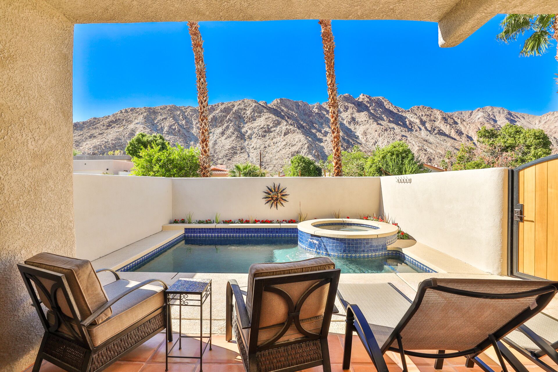 AMAZING LA QUINTA COVE 4B, 3BA, 2,136 SqFt Spanish style adobe