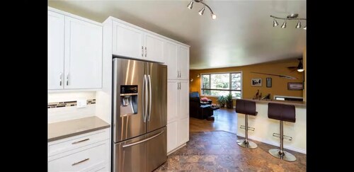 Home on large park like lot. Close to beaches, Prov parks & festival grounds.