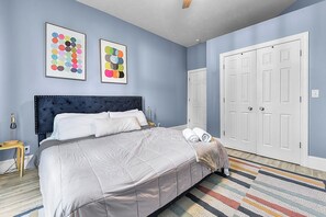 1 chambre, bureau, fer et planche à repasser, Wi-Fi gratuit