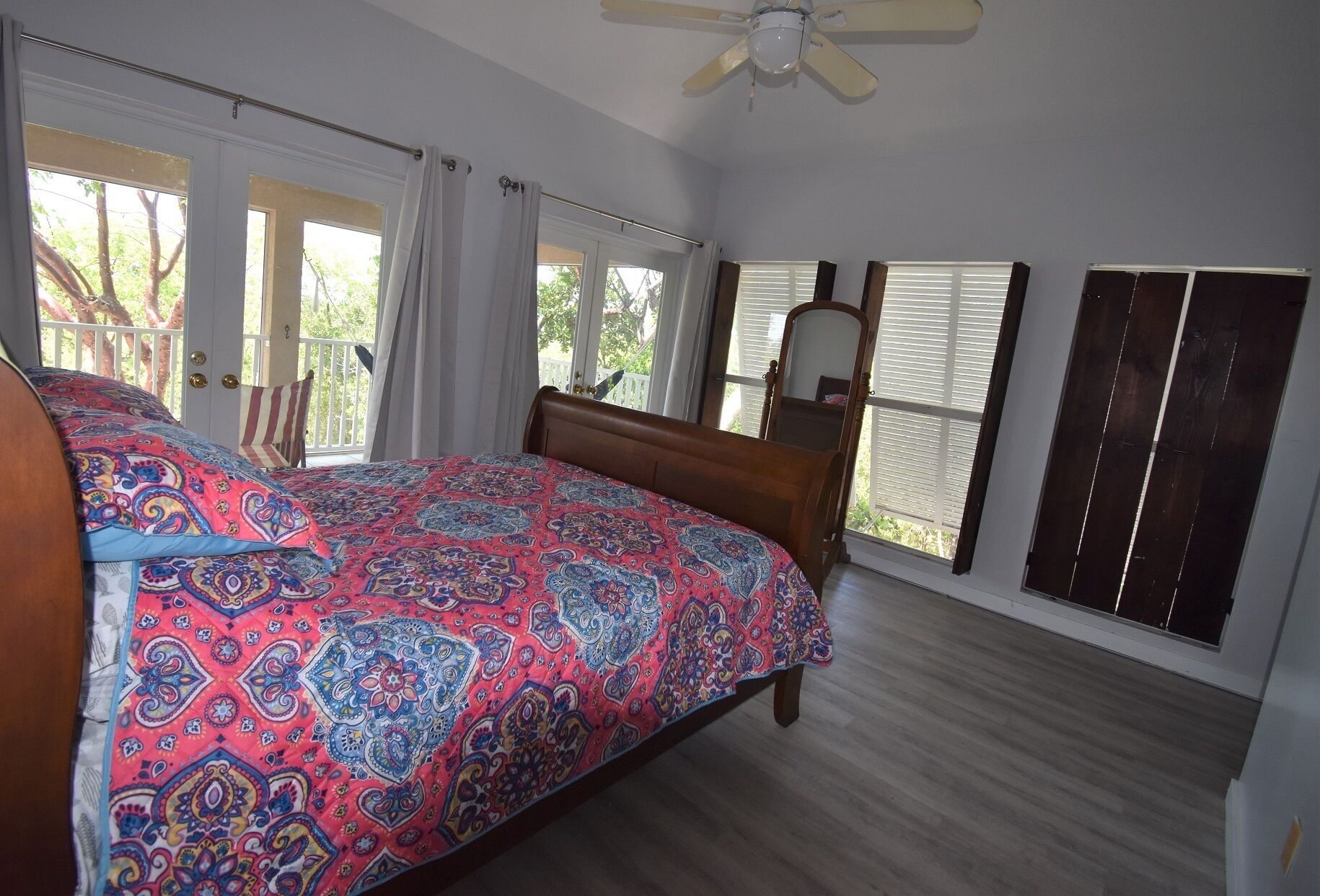 4 habitaciones, wifi gratis y ropa de cama 
