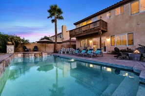 Outdoor pool - Near Coachella Festival, 5min walk 2 BNP Paribas, pool spa, 7bdrm, mountain view (La Quinta)