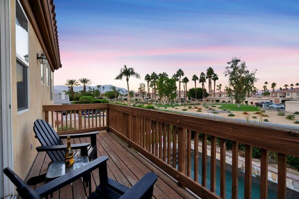 Terrace/patio - Near Coachella Festival, 5min walk 2 BNP Paribas, pool spa, 7bdrm, mountain view (La Quinta)