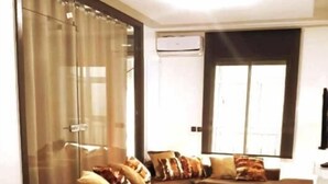 Unclassified image, 2 of 10, button - Spacious Downtown Flat (Essaouira)