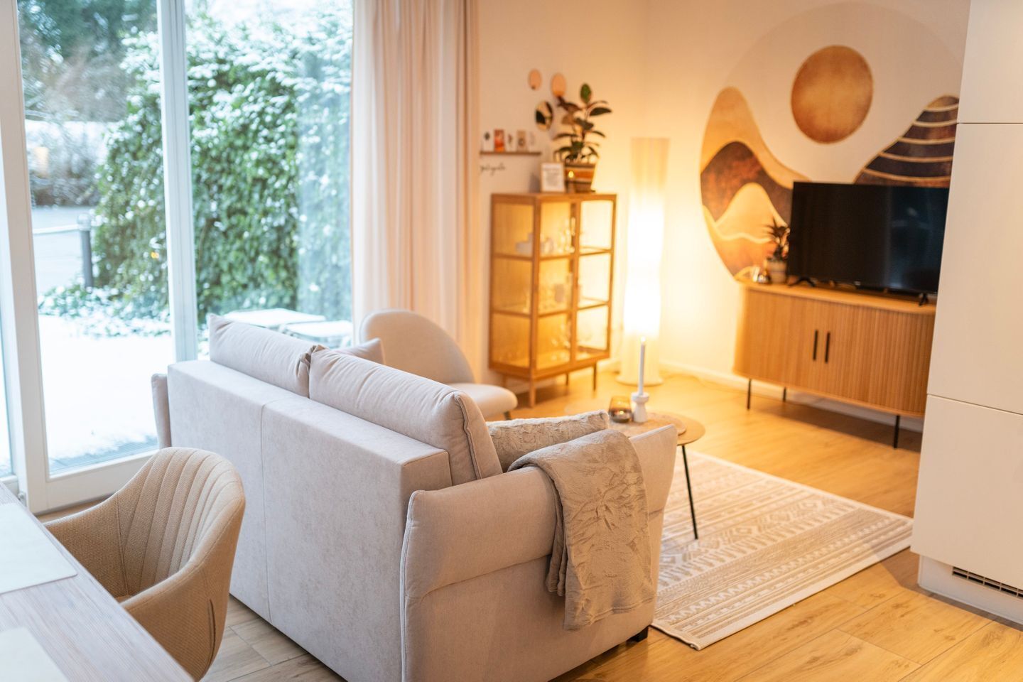 Fernseher, Stereoanlage